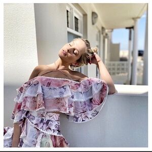 NWT IXIAH Off Shoulder Tiered Ruffle Watercolor Floral Camisole Crop Tank Top 4